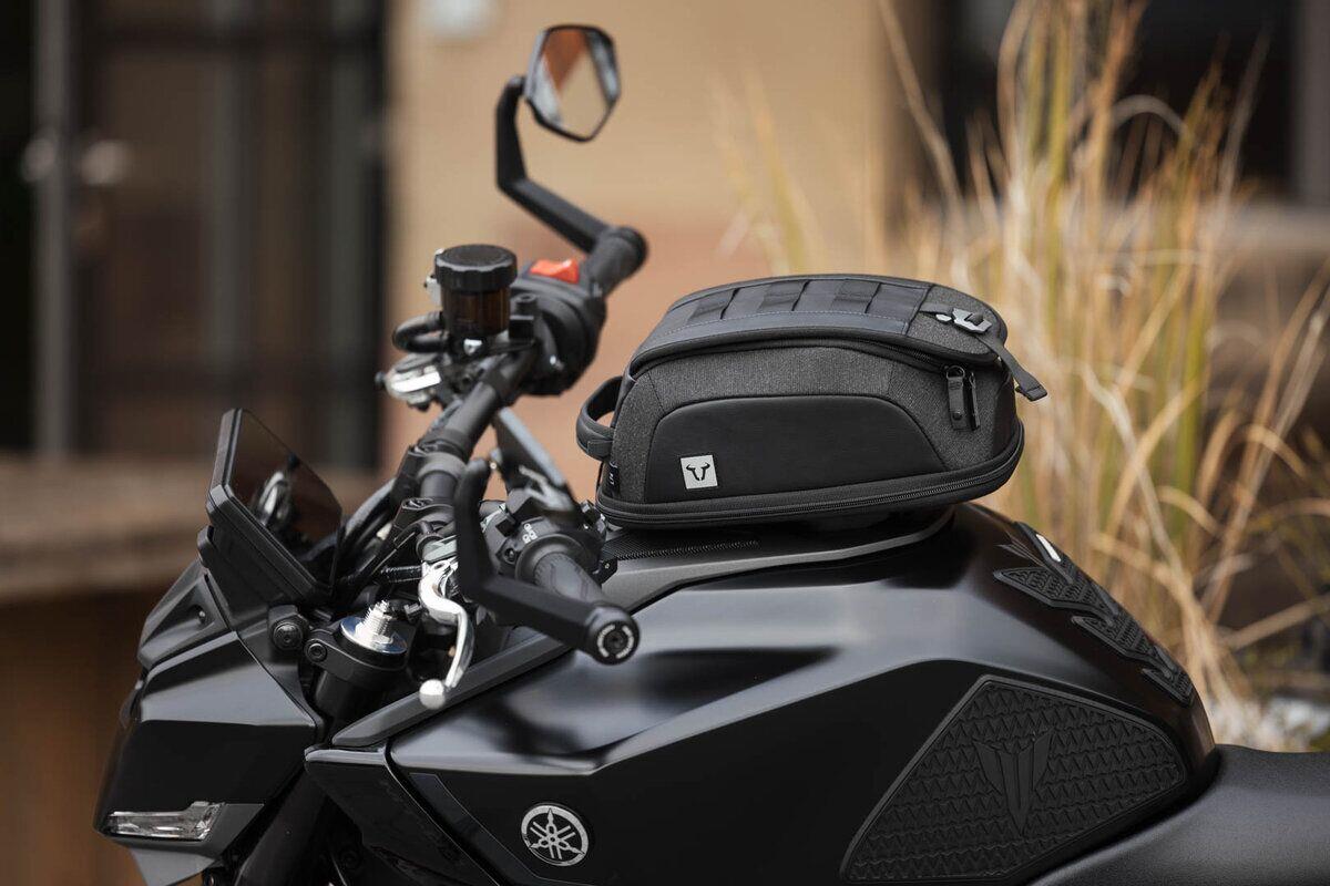 SW-MOTECH Legend Gear Tank Bag LT4 BC.TRS.00.413.20000