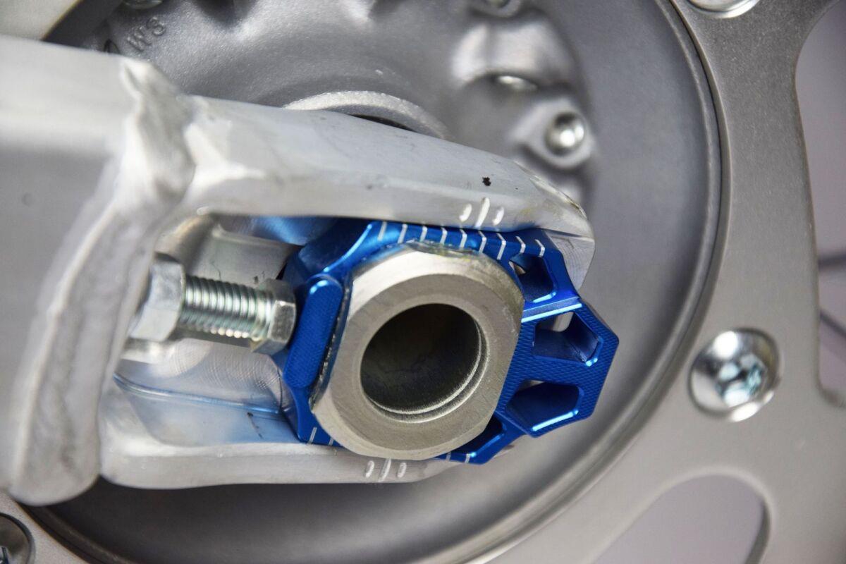 Scar Racing Axle Blocks For Yamaha WR 250 F 2010-2026 Anodized Blue AB102