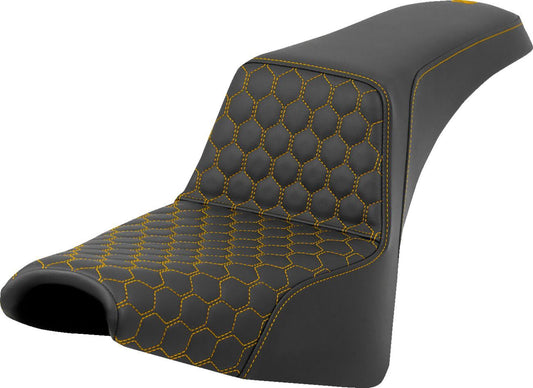 Saddlemen Honeycomb Step-Up Saddlehyde Seat For Harley Davidson FXST 1750 18-24 818-30-17707