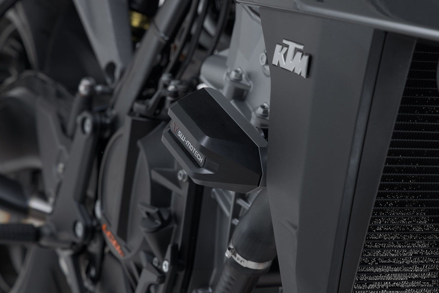 SW MOTECH Frame Slider Set For KTM 990 2024 Duke Stp.04.590.10000/B