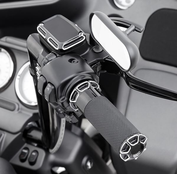 Arlen Ness Beveled Grips Black Anodized For HD FLTRXSE 1977 07-24 07-329