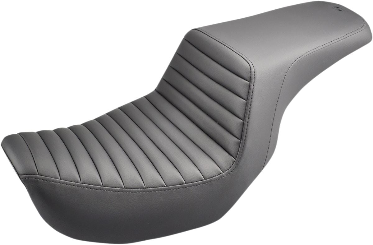 Saddlemen Step Up Seat (806-04-171)