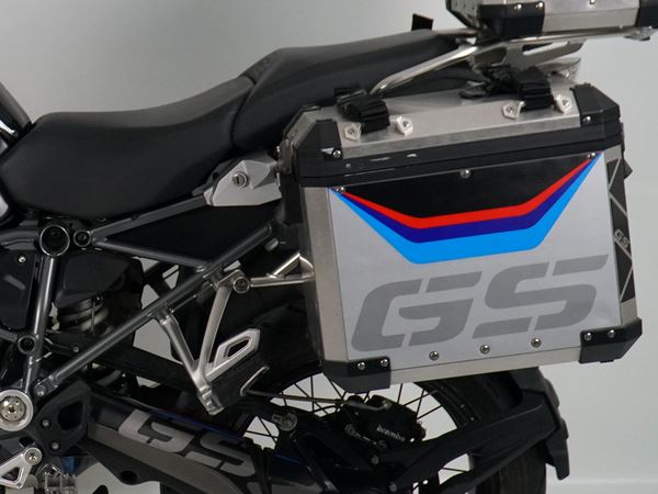 UNIRACING Scratch Saver BMW Case BMW SIDE CASE K48406