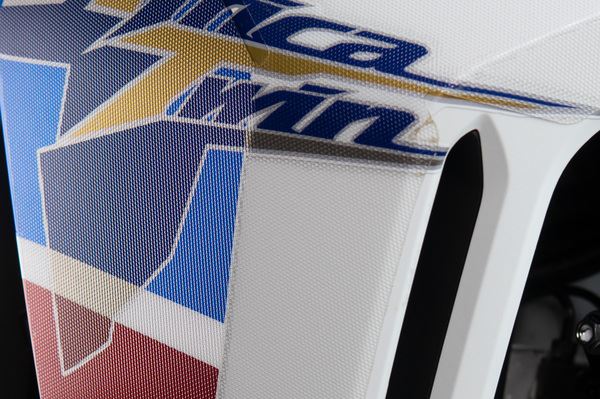 UNIRACING Scratch Saver SIDE AFRICA TWIN K49823