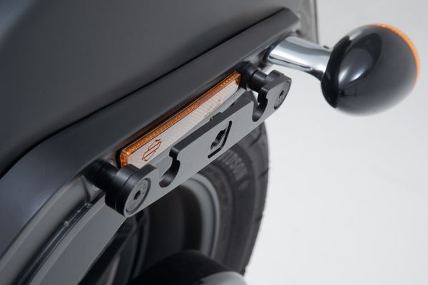 SW MOTECH SLH Side Carrier Left Harley-Davidson Softail Fat Bob / S HTA.18.682.10400