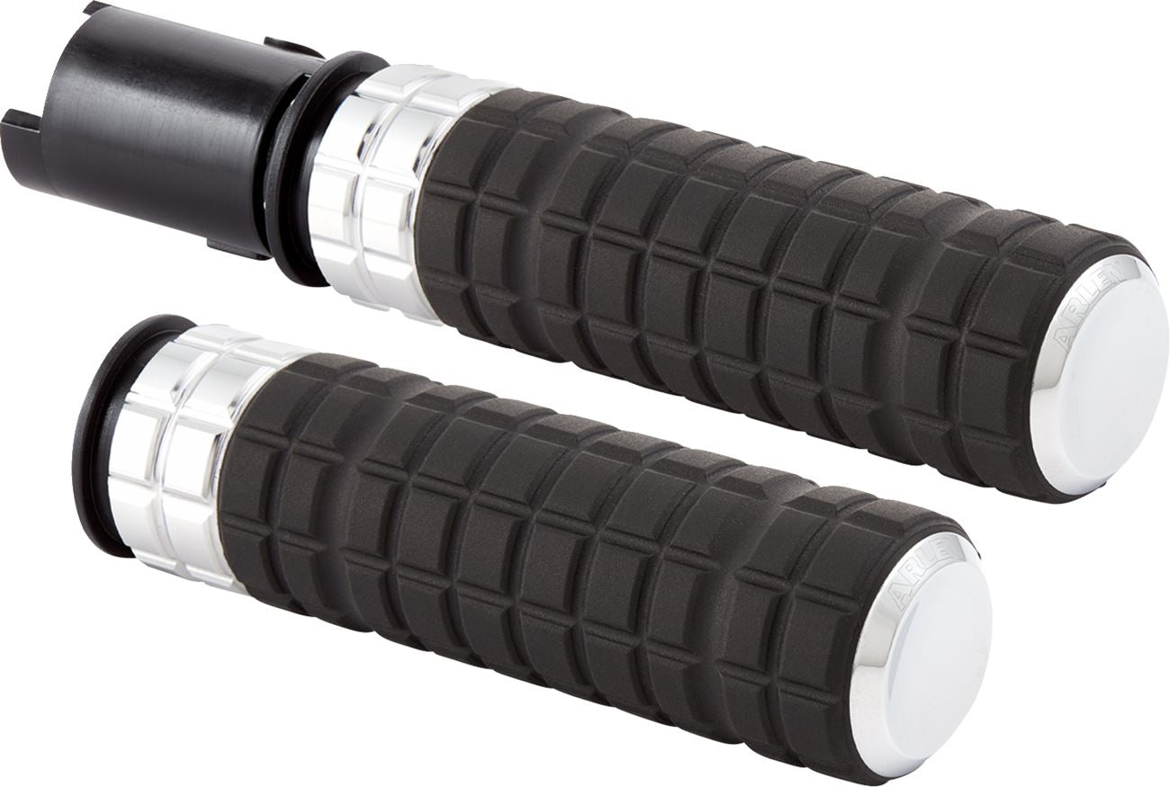 Arlen Ness SpeedLiner Grips Chrome For Harley Davidson FLHXSE 1977 23-24 500-063