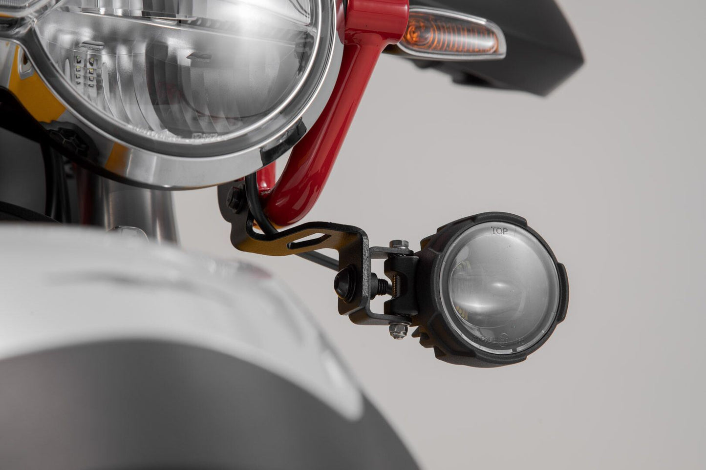 SW MOTECH Evo High Beam Kit For Moto Guzzi V85 850 19-23 Nsw.17.925.61000/B