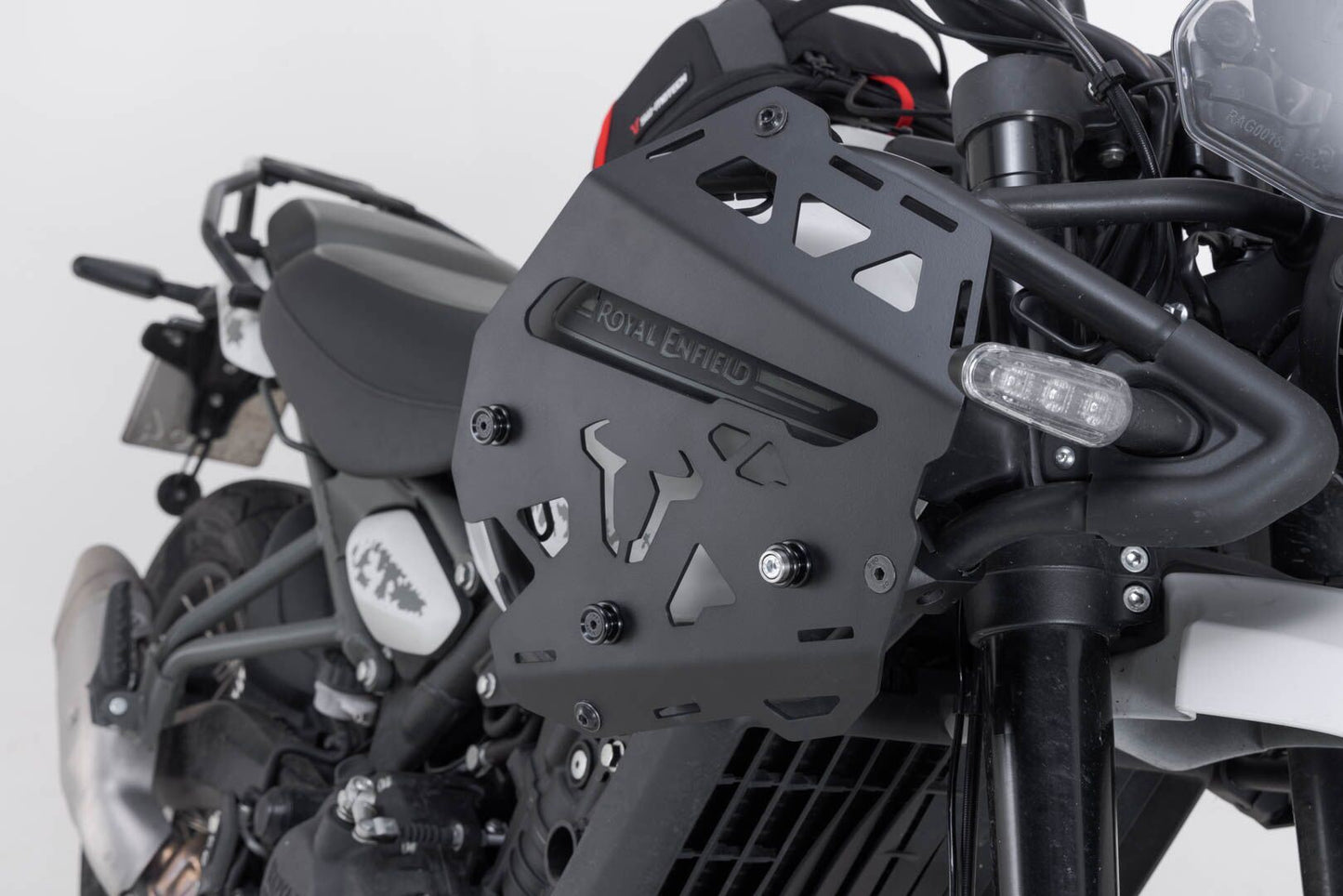 SW MOTECH SLC Right Side Carrier Royal Enfield Hima 450 24-25 HTA.41.620.11100