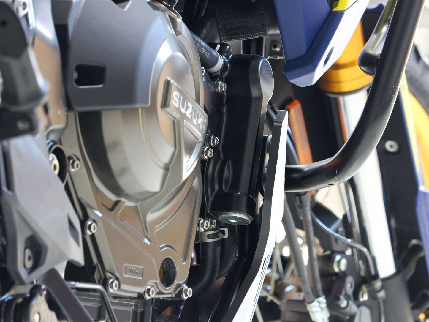 AXP Racing Adventure Skid Plate For Suzuki V-Strom 800 2023-2025 Black AX1704