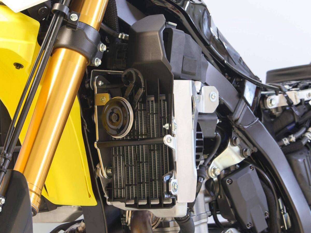 AXP Racing Radiator Braces SUZUKI DR-Z4S AX1808