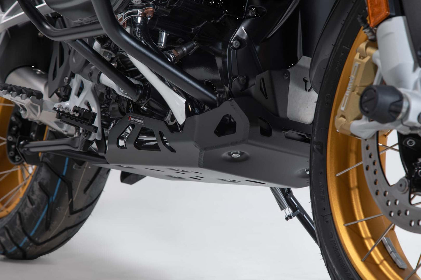 SW MOTECH Sump Guard Aluminum Black [SW MOTECH] Bmw R 1250 Gs Adventure 2019-2023 Mss.07.904.10002/B