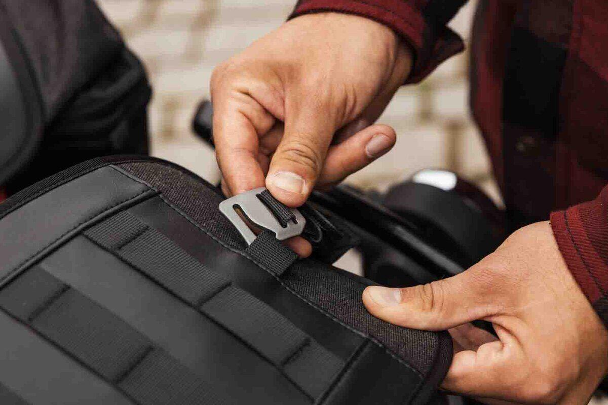 SW-Motech Legend Gear Tail Bag LR3 For BMW F 900 GS 93-26 BC.HTA.00.409.20000