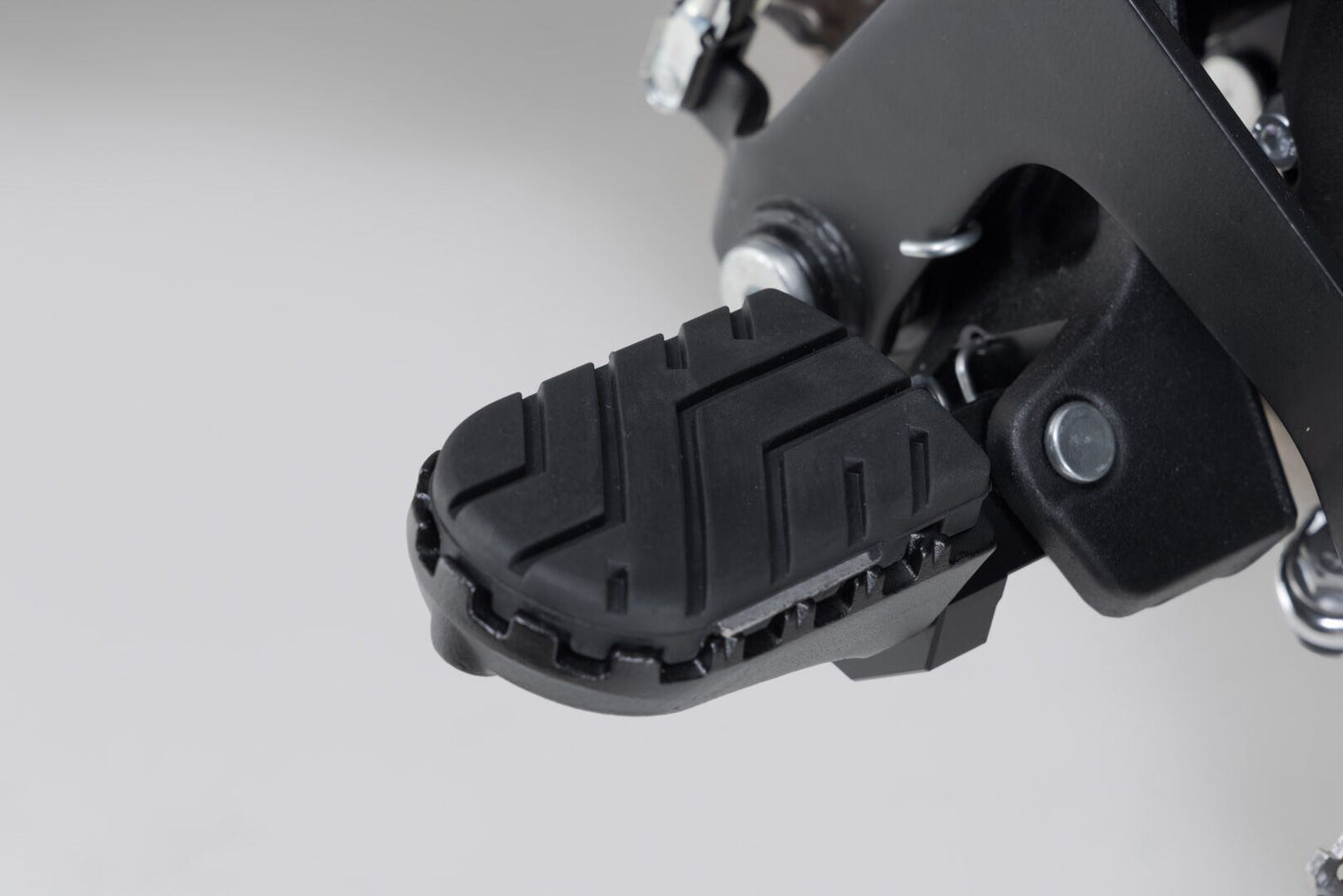 SW MOTECH Ion Footrest Kit Royal Enfield Himalayan 450 24 ABS FRS.41.011.10000/B