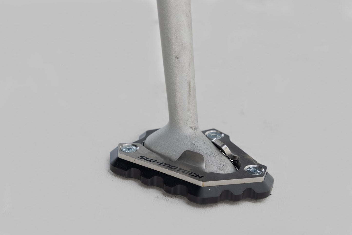 SW MOTECH Side Stand Foot Extension For Triumph Speed Triple 1200 21-24 Sts.11.377.10000