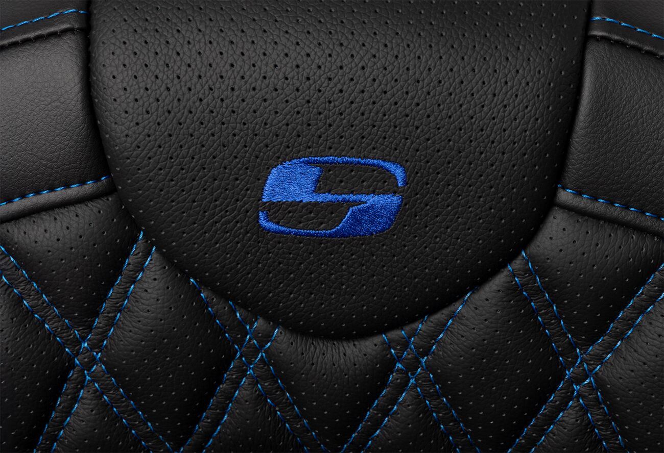 Saddlemen Roadsofa Lattice Stitch Leather Seat Without Backrest For Harley Davidson FLHXS 1868 ABS 08-23 808-07B-182B1