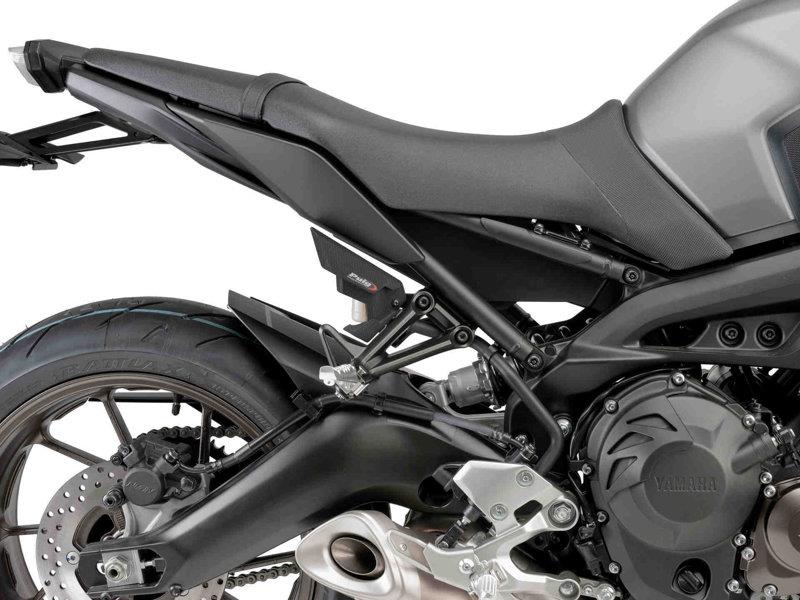 PUIG Rear Brake Fluid Reservoir Cover Carbon Look for Yamaha MT-07 14-20 7578C