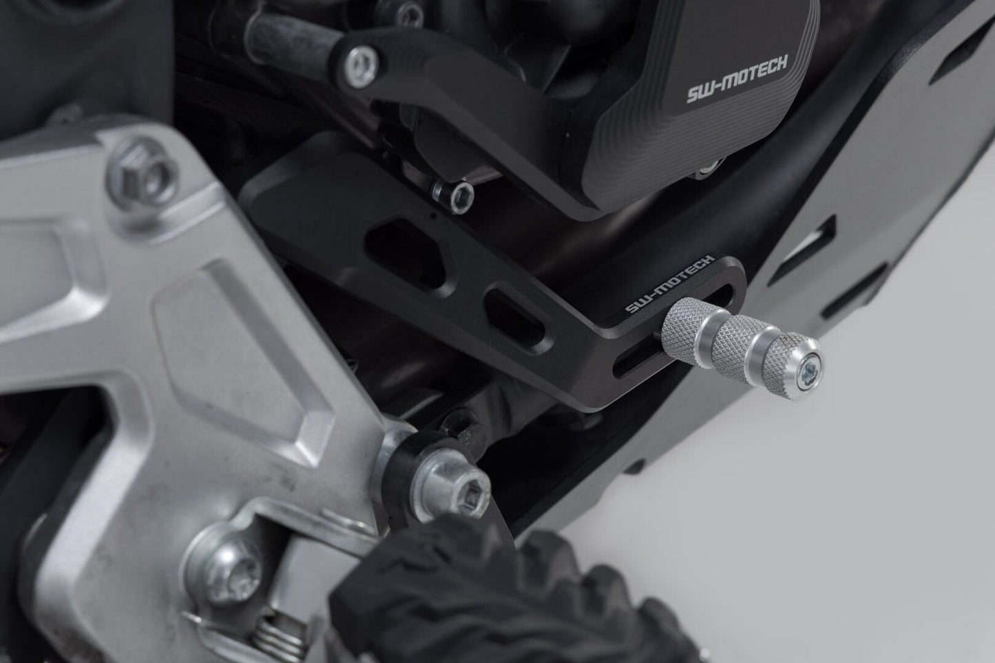 SW MOTECH Brake Pedal For Yamaha XTZ 700 D 690 19-24 FBL.06.799.10000