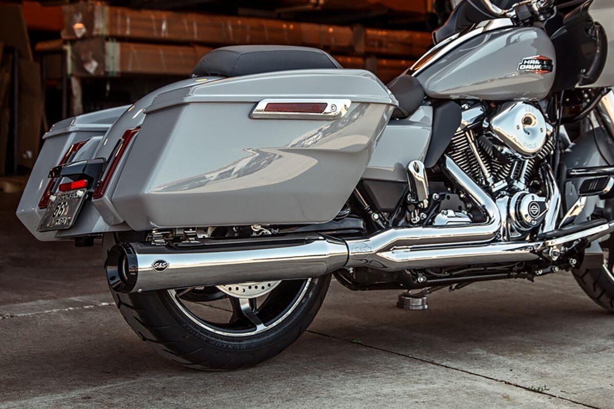 S&S Cycle 2-into-1 GNX Exhaust System For Harley FLHRXS 1868 2017-2025 550-1170
