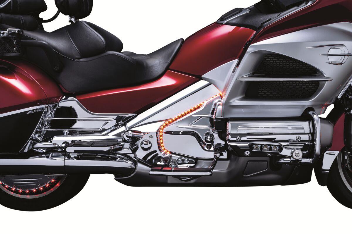 Kuryakyn Louvered Transmission Cover For Honda GL 1800 2001-2017 Chrome KUR7366