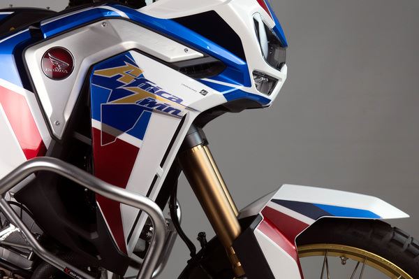 UNIRACING Scratch Saver SIDE AFRICA TWIN K49823
