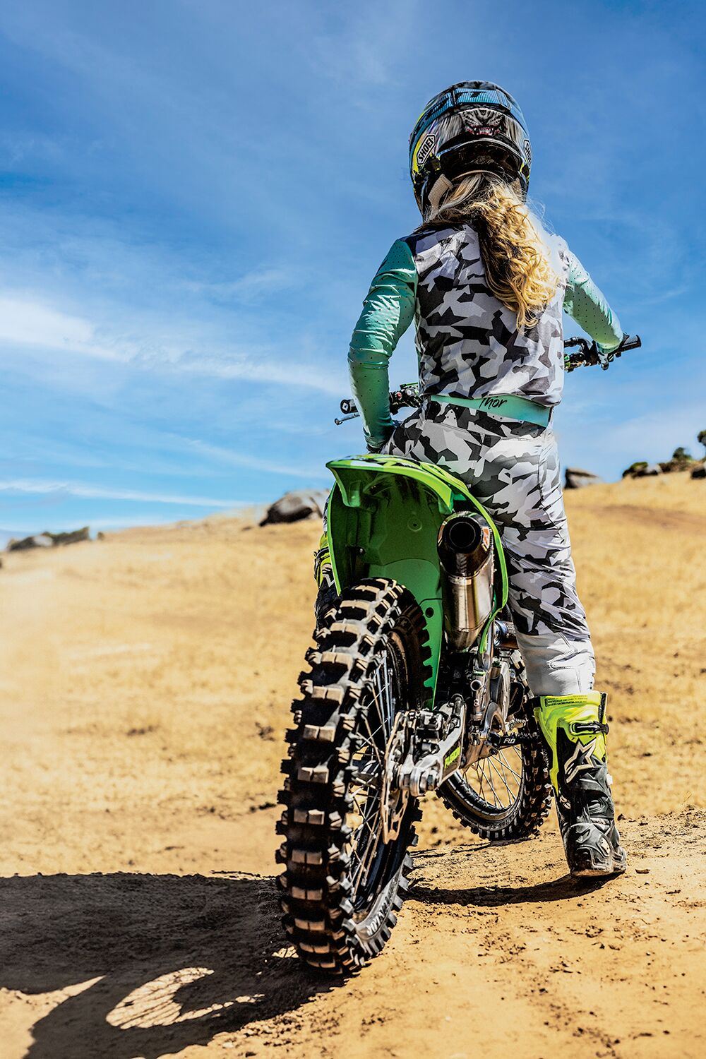 THOR Women's SPORTMODE Shadow MX Pants TEAL 2025 Model