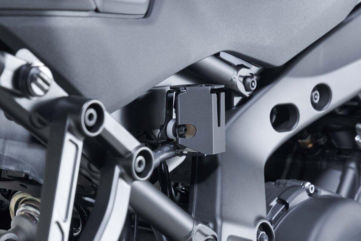 SW-MOTECH Brake Fluid Reservoir Guard to fit Yamaha MT-09 Tracer 9 GT/AMT 2025 SCT.06.597.10000/B