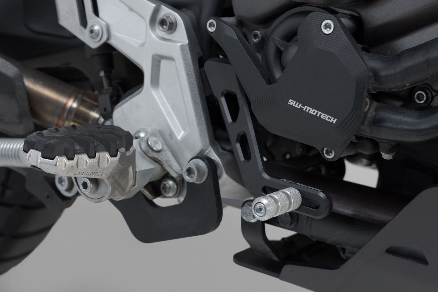 SW MOTECH Brake Pedal For Yamaha XTZ 700 D 690 19-24 FBL.06.799.10000