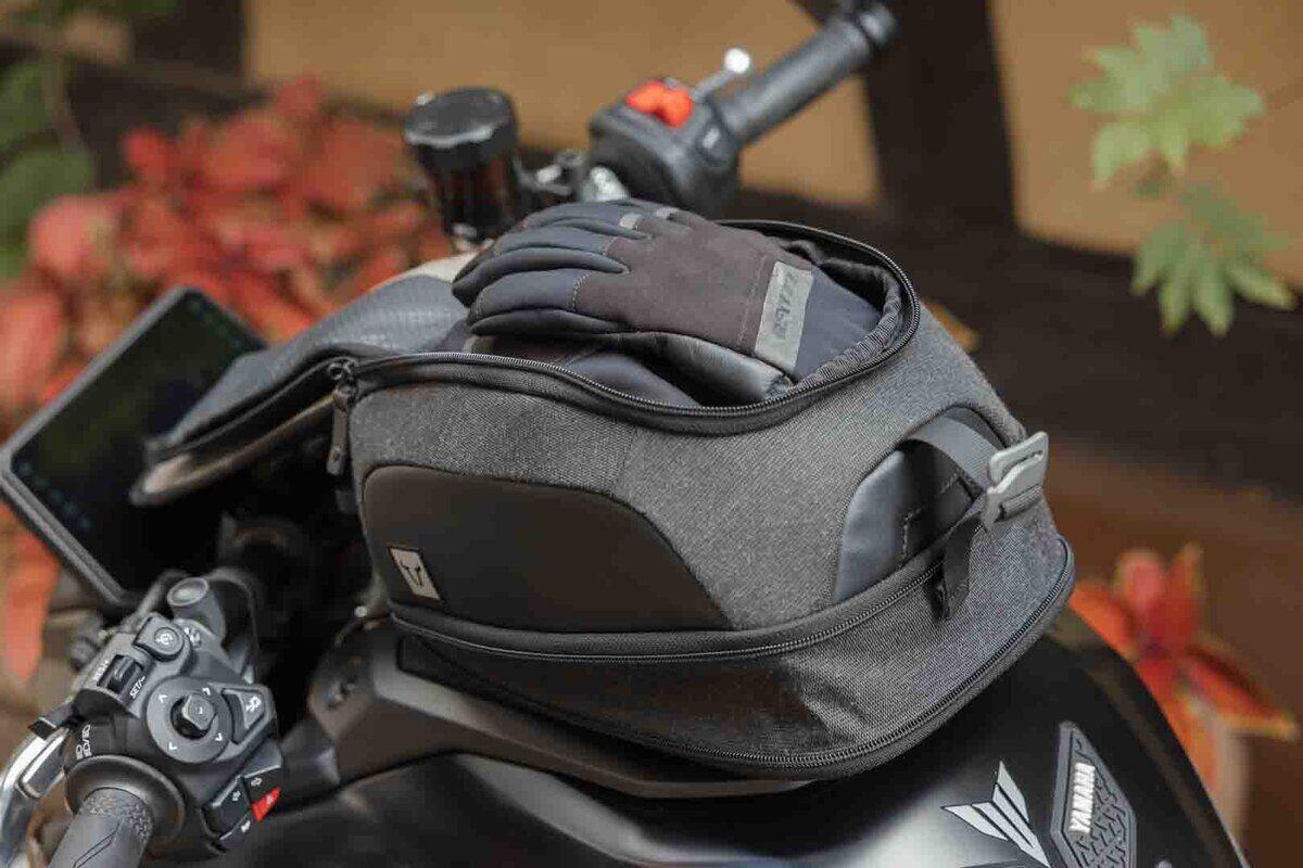 SW-MOTECH Legend Gear Tank Bag LT4 BC.TRS.00.413.20000