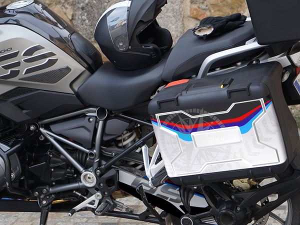 UNIRACING Scratch Saver BMW Case BMW VARIO CASE K48409