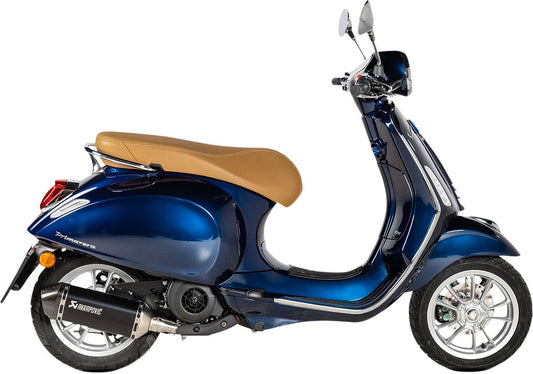 Akrapovic Slip-On Scooter Muffler SS/CF Black For Vespa Primavera 125 IGET 21-22 S-VE125SO3-HZBL