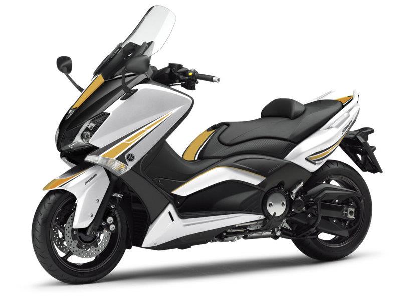 PUIG Sticker Kit Gold for Yamaha TMax 530 12-14 8422O