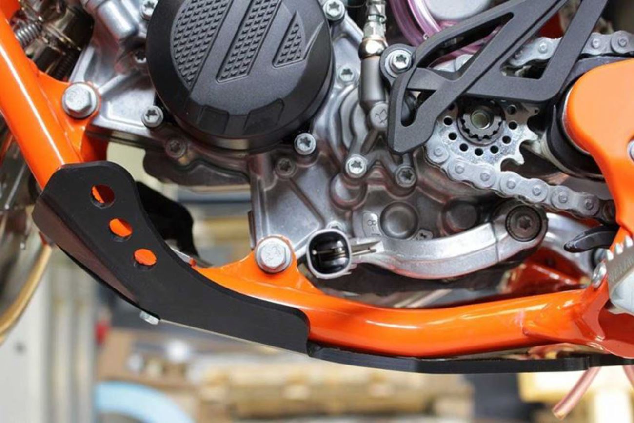 AXP RACING Skid Plate 6MM For KTM Gas Gas Husqvarna SX/TC/MC85 18-24 Black AX1485