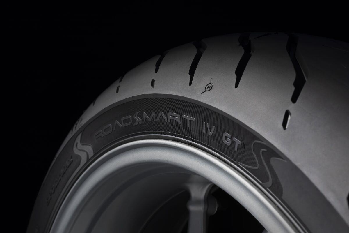 DUNLOP Roadsmart IV R 190/60ZR17 M/C Motorcycle Tyre