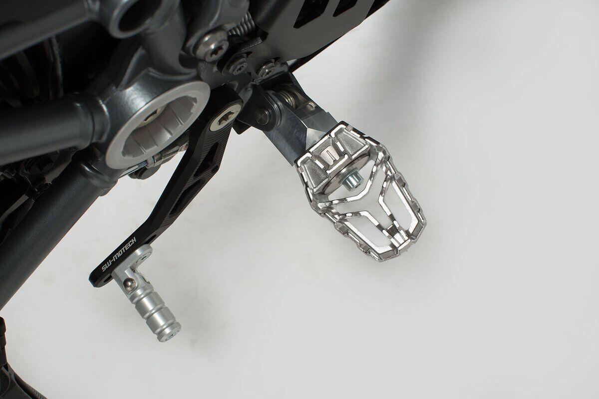 SW-MOTECH EVO Footrest Kit FRS.10.112.10000