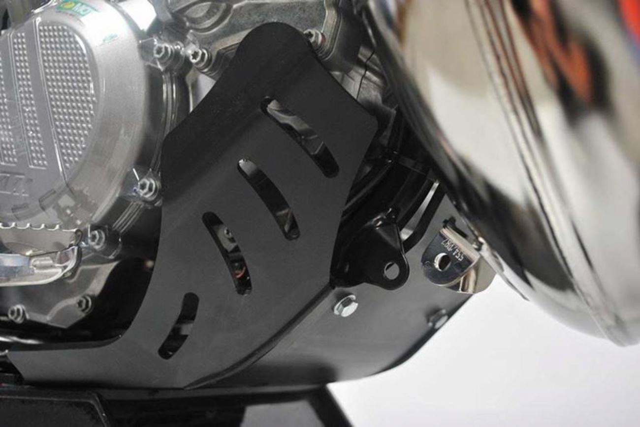 AXP RACING Skid Plate 6MM For Husqvarna/KTM 250/300 17-23 Black AX1400