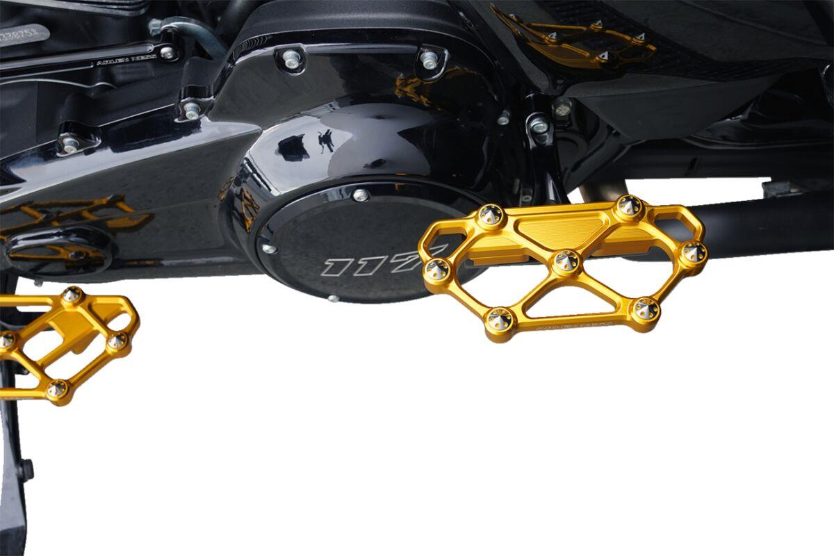 Arlen Ness Diamond Floorboards For Harley Davidson FLHRXS 1868 ABS 1983-2024 Gold 410-061