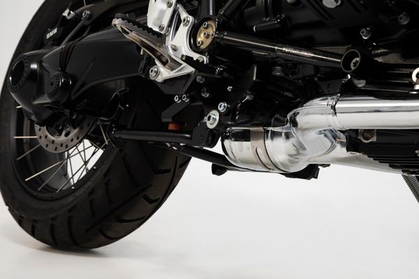 SW MOTECH Centerstand Black Bmw R Ninet Urban G/S / Scrambler HPS.07.653.10000/B