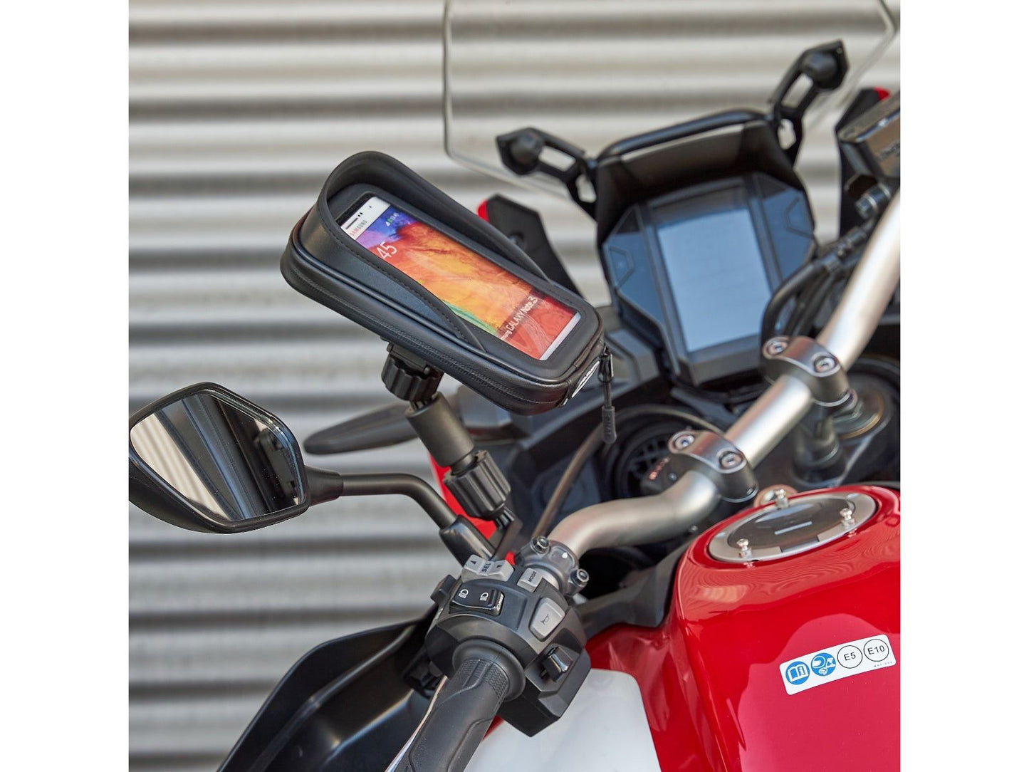 SHAD 160 x 80mm Phone Holder (Mirror) X0SG62M