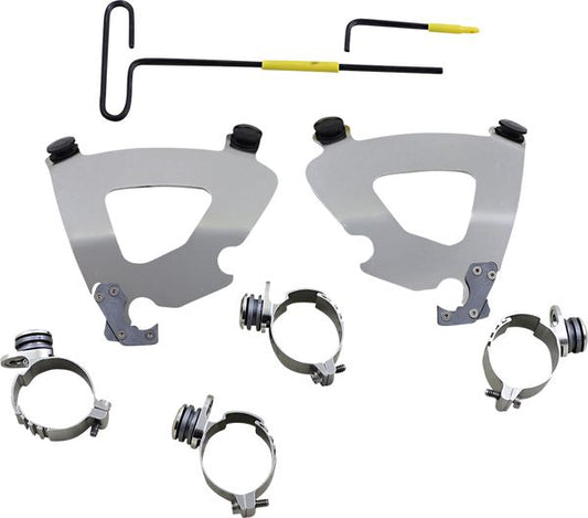 MEMPHIS SHADES Gauntlet Fairing Mounting Kit Complete MEK2057